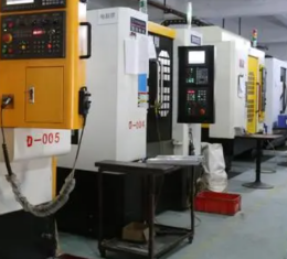 Samengestelde robots leiden het nieuwe tijdperk van CNC Workshop Automation Upgrade