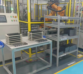Toepassing en voordeelanalyse van samengestelde robots in magnetische staalbelasting en lossen